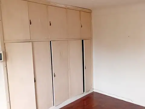 Depto Tipo Casa en Alquiler de 2 dormitorios