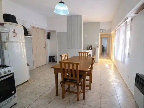 Departamento 4 ambientes con 2 baños