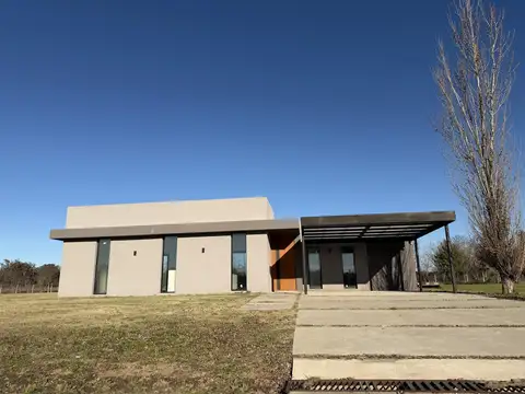 Casa en Venta en Santa Ines, USD 190.000