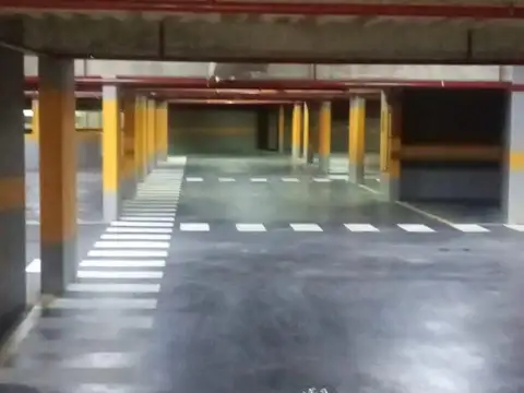 Cochera en Alquiler para coche mediano
