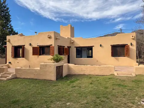 En Venta! Sobre esquina, Capilla del Monte - Córdoba