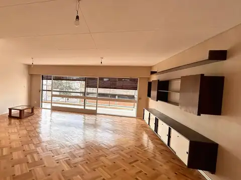 Departamento 4 ambientes con 3 baños