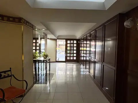 Avenida Directorio 100, Piso 5