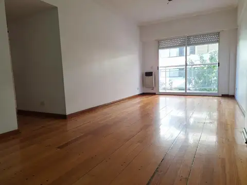 Semipiso 4 ambientes 85 m.2 baños.Fte.Balcón.Cochera.subte