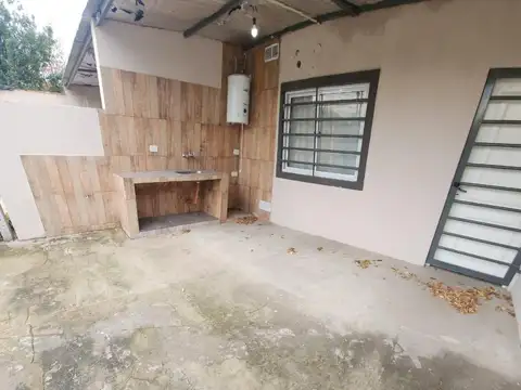 Depto Tipo Casa en Alquiler de 2 ambientes