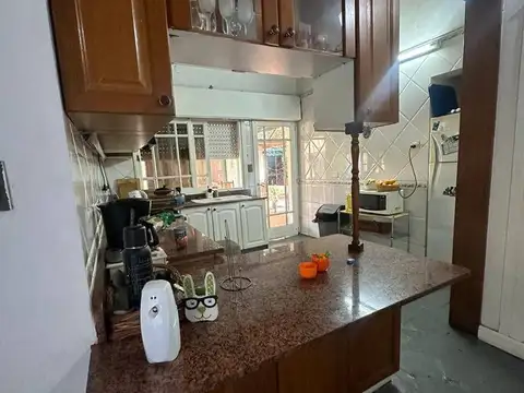 Casa en Venta en Barrio Parque Leloir, USD 130.000