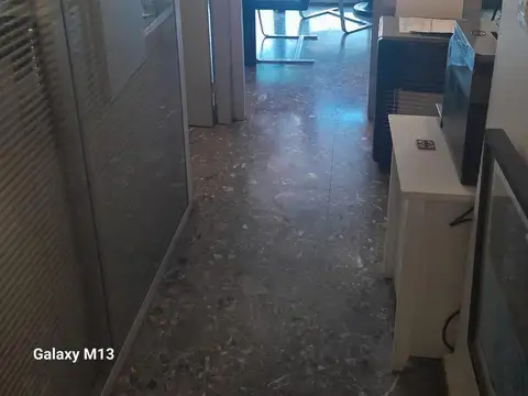 Oficina en Alquiler al Norte