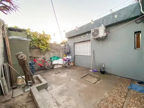 Casa 3 ambientes con 1 baño