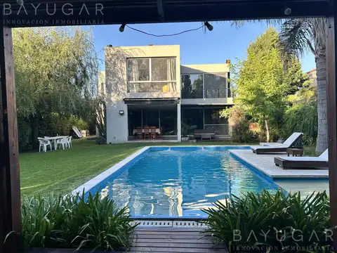 Casa en Alquiler Temporal de 5 dormitorios