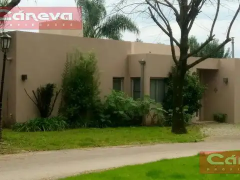 GALAPAGOS  CASA  MODERNA * VENTA U$D 235.000.-DESARROLLADA  EN PLANTA BAJA *VENTA CON RENTA