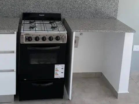 DTO. A ESTRENAR 1 AMB. H.YRIGOYEN1301