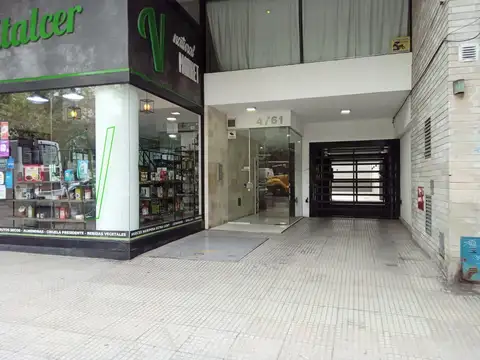 MONOAMBIENTE CON BALCON SUPER LUMINOSO