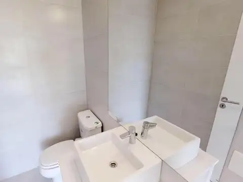 Departamento en Alquiler con 1 cocheras