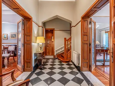 Casa en Venta en Belgrano R, USD 750.000