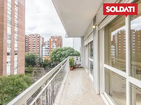 Departamento en  venta de 4 ambientes   dep. servicio en piso 6 - 2 Cocheras, 3 bauleras - Martinez