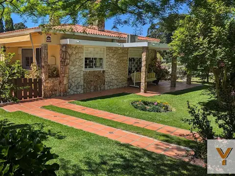Casa en Venta en Atlántida, USD 330.000