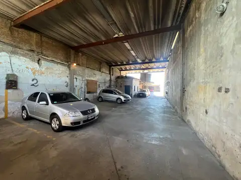 Galpon en Venta en Sarandi, USD 320.000