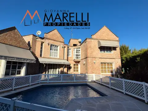 Casa en venta en Country Las Lajas