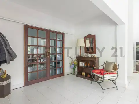 Casa quinta con 4 dormitorios en venta en EL CAZADOR Escobar