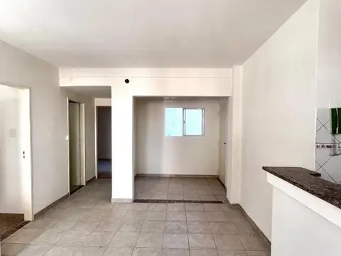 Departamento 3 ambientes con 1 baño