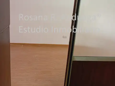 Oficina 2 ambientes con 1 baño