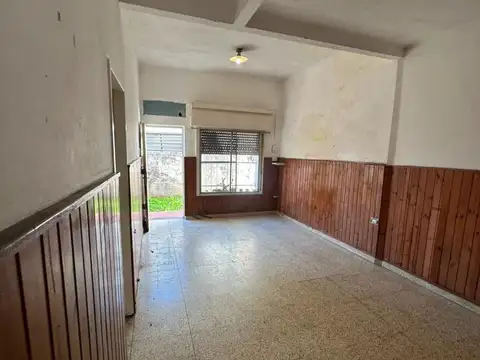 Depto Tipo Casa en Alquiler en Chilavert, $ 980.000
