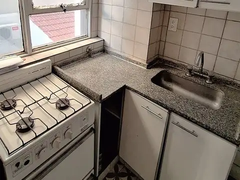 VENTA DEPTO 2 AMBIENTES - MICROCENTRO