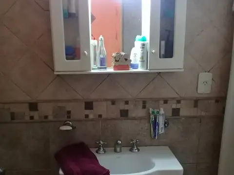 Casa en Alquiler con 1 cochera