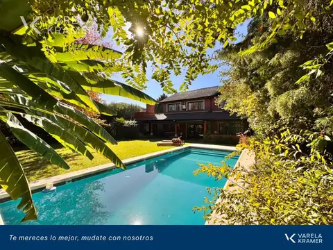 Casa en Venta en Barrio Privado Santa Silvina
