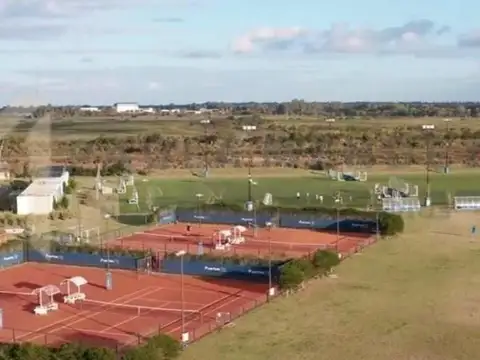 Terreno en Venta en Puertos - Barrio Ceibos, USD 120.000