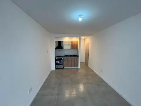 Departamento en Alquiler en Santos Lugares, $ 570.000