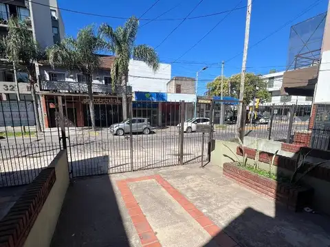 Hipólito Yrigoyen 300