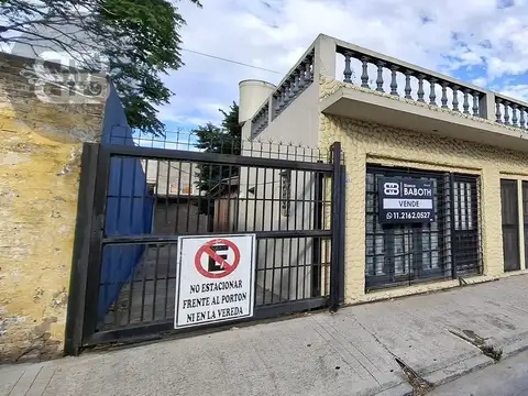 Av. Sarratea  1200
