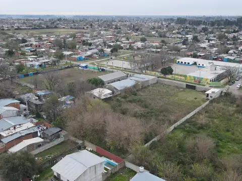 Terreno en Venta 79  mts Frente