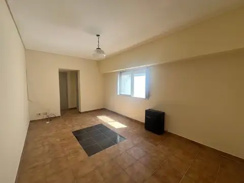 Depto Tipo Casa en Alquiler 50 años