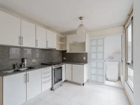 Departamento 4 ambientes con 2 baños