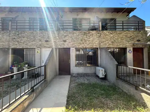 Duplex en venta, apto crédito, 2 dormitorios, Villa Morra, Pilar