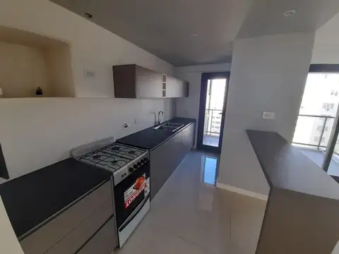 Departamento 2 ambientes a la calle