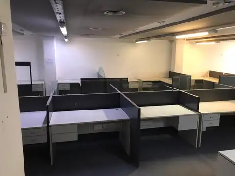 Esmeralda 1000, Piso 1