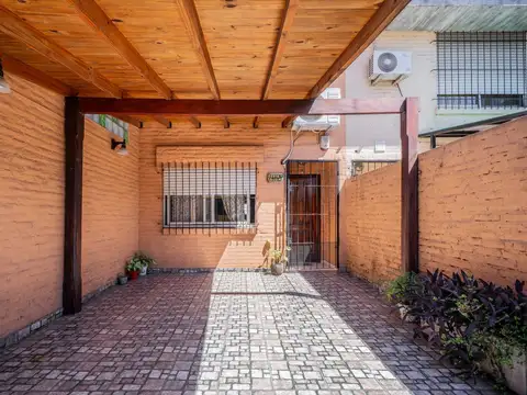 Depto Tipo Casa en Venta de 2 dormitorios