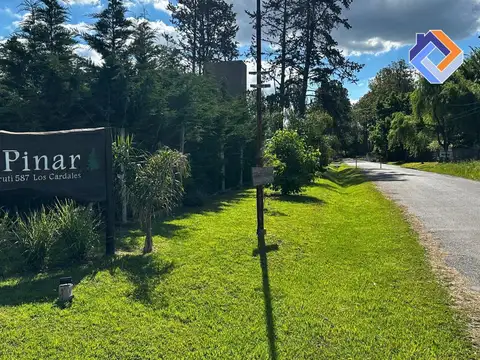 CASA EN VENTA - BARRIO EL PINAR