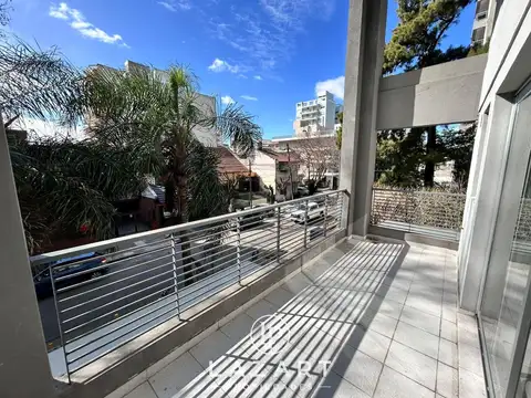 Departamento 3 amb. y medio en Villa Ballester centro! cochera opcional