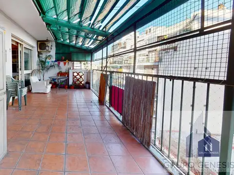 VENTA DEPARTAMENTO 4 AMBIENTES   ESCRITORIO EN ALMAGRO, CON BALCÓN TERRAZA