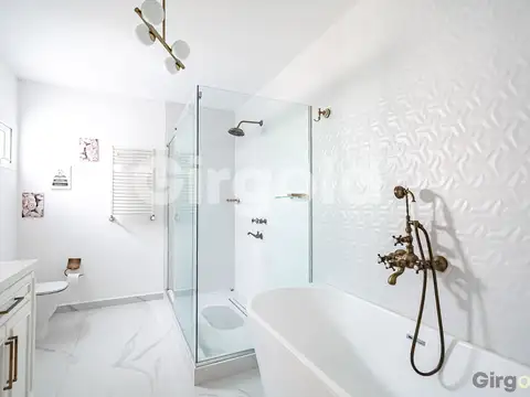 Venta de Casa 5 ambientes en Barrio Santa Catalina, Tigre