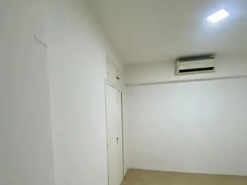 Oficina en Venta 20 años