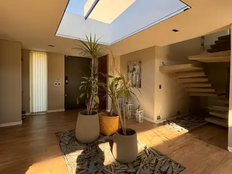 Casa en Venta en Centenario, USD 620.000