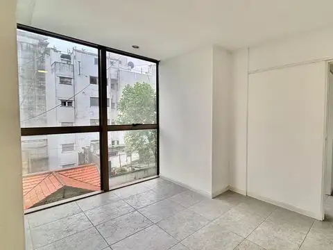 Oficina en Alquiler al Norte