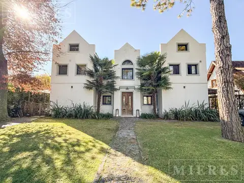 Casa en venta en Mayling Club de Campo