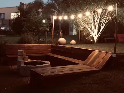 Casa en Venta con 5 cocheras