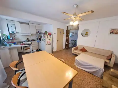 DEPARTAMENTO VENTA 2 DORMI CON BALCONADA BV OROÑO